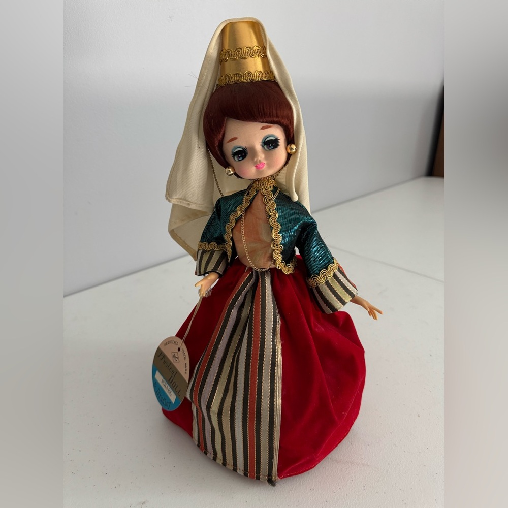 Bradley Musical international Doll (Israel) with Red and Green Dress